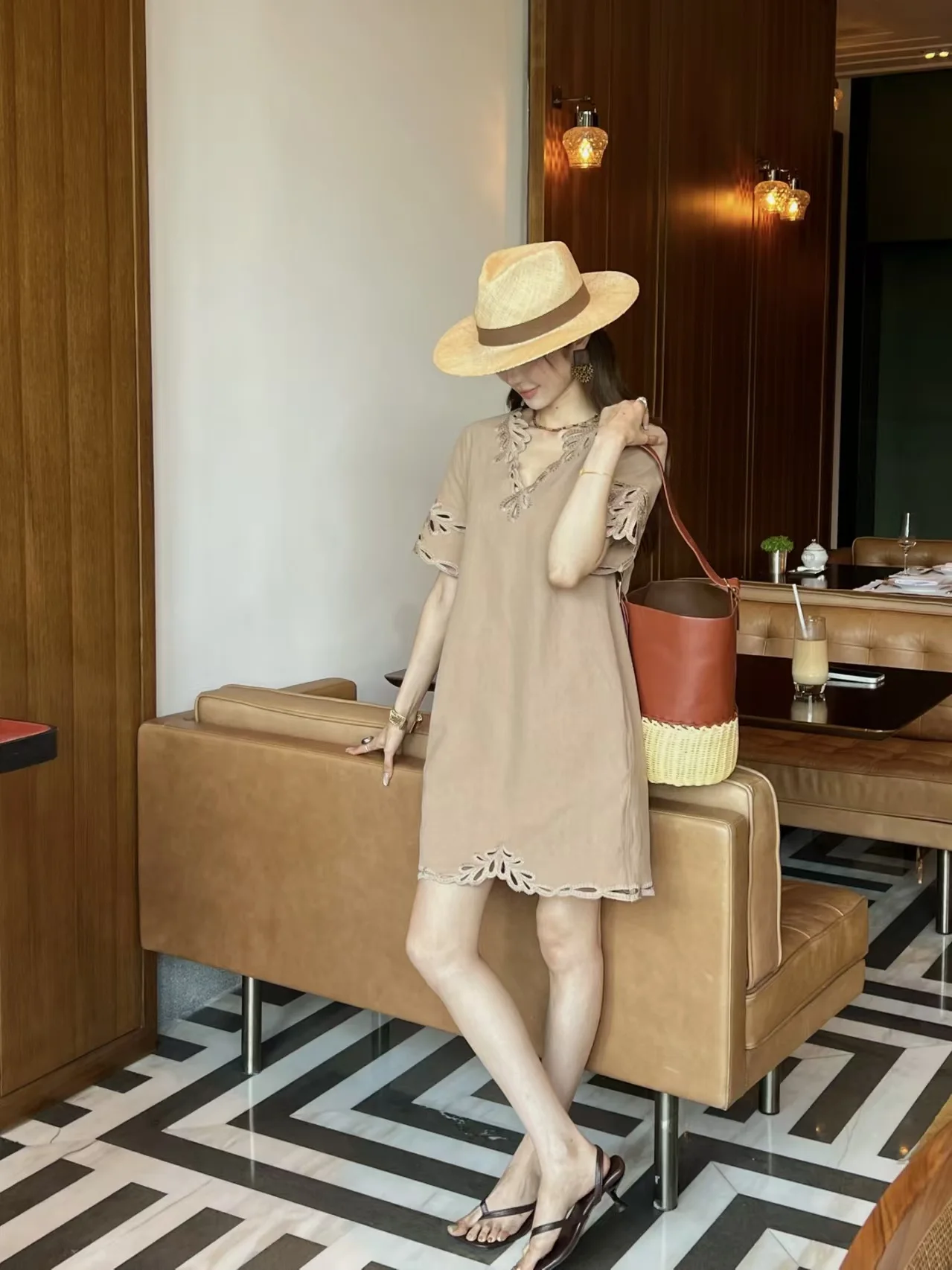 

Women Lady New Fashion Casual Summer Hollow Laciness Short Sleeve V-neck Cut-out Straight Openwork Loose Short Mini Party Dress