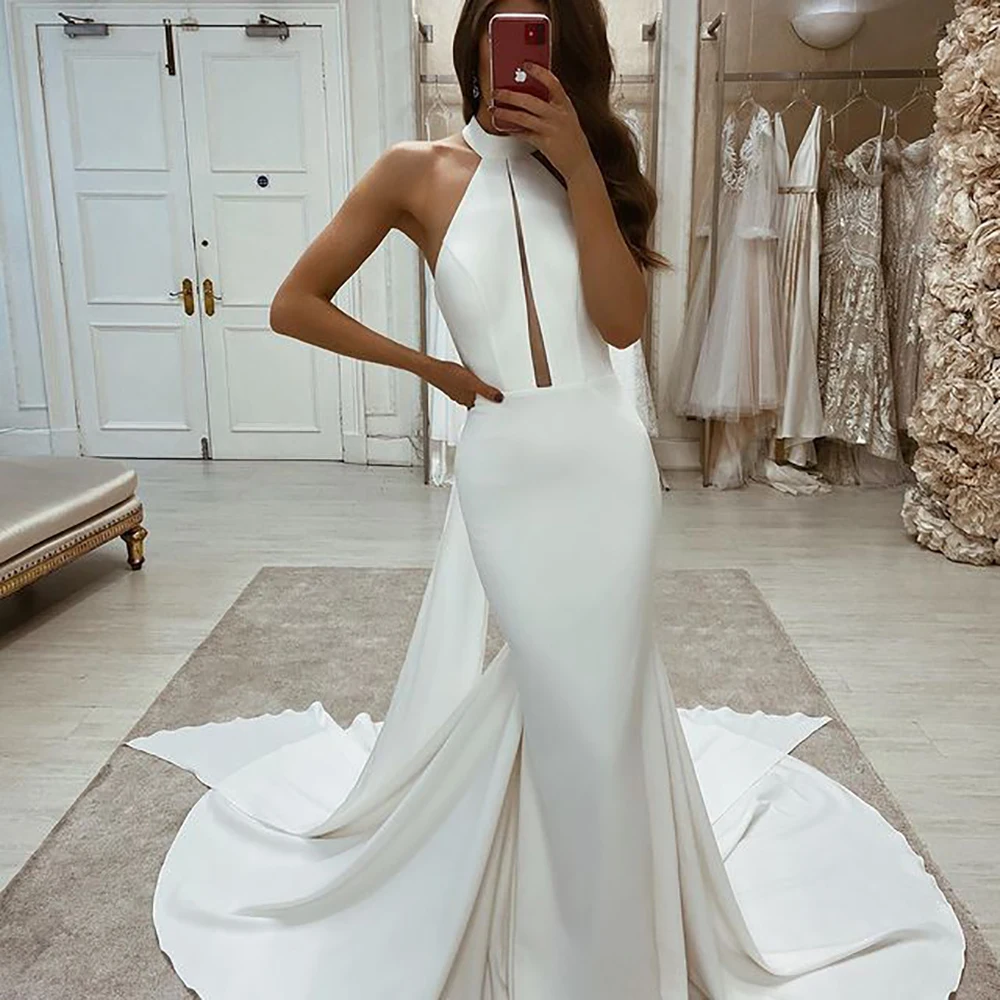 Ivory Halter Collar Wedding Dresses Sleeveless Open Back Bridal Dress With Long Cape 2025 Sleeveless Women Mermaid Bride Dress