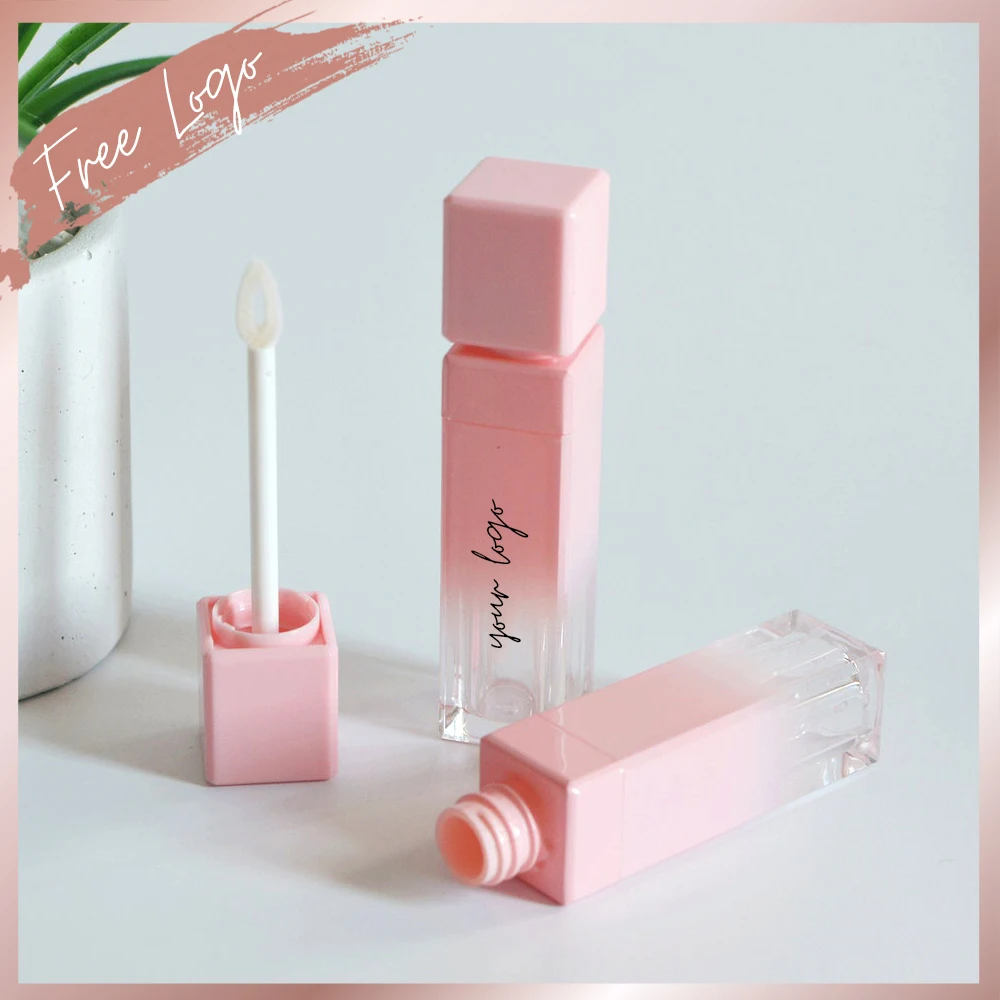 Grande pennello Doe applicatore per piedi Lipgloss Tube Logo personalizzato carino smalto per labbra bottiglia all'ingrosso bacchette spesse rotonde da 6.5ml di alta qualità