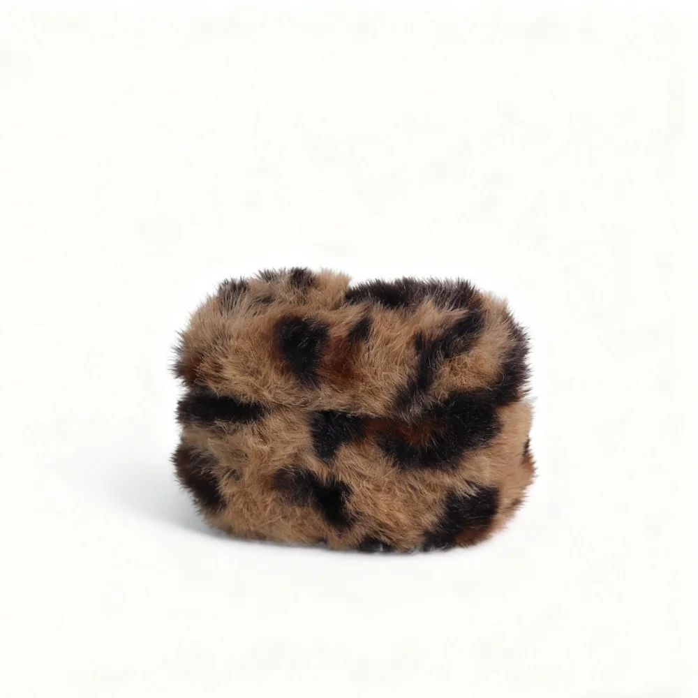 حافظة واقية لسماعات الرأس بطبعة الفهد من القطيفة اللطيفة لأجهزة AirPods 4/3/2 Pro/2/4، حافظة واقية لطيفة وشعبية مقاومة للصدمات