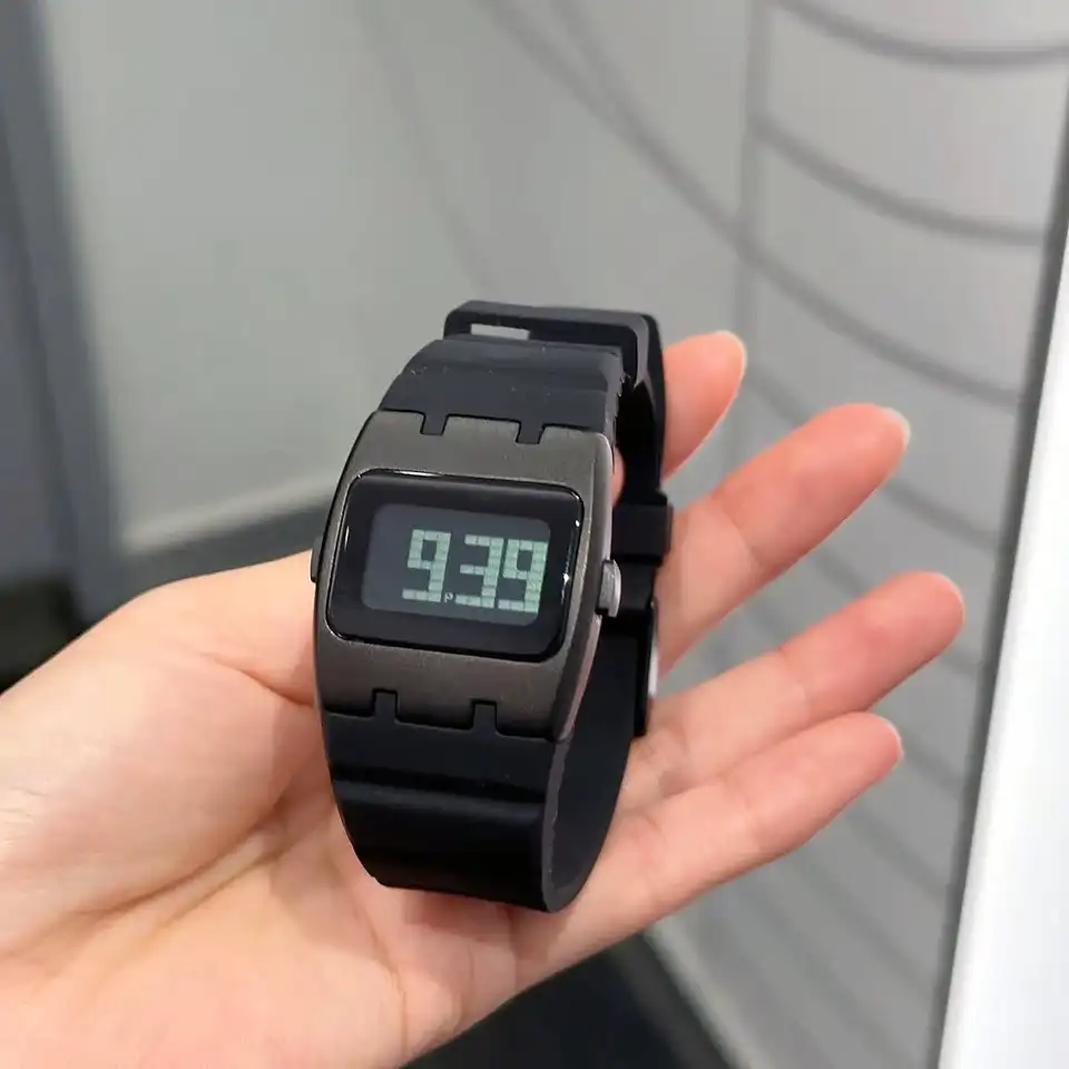 BENLYDESIGN Black Retro Y2K Cool Digital Watch, Unique Watch for 