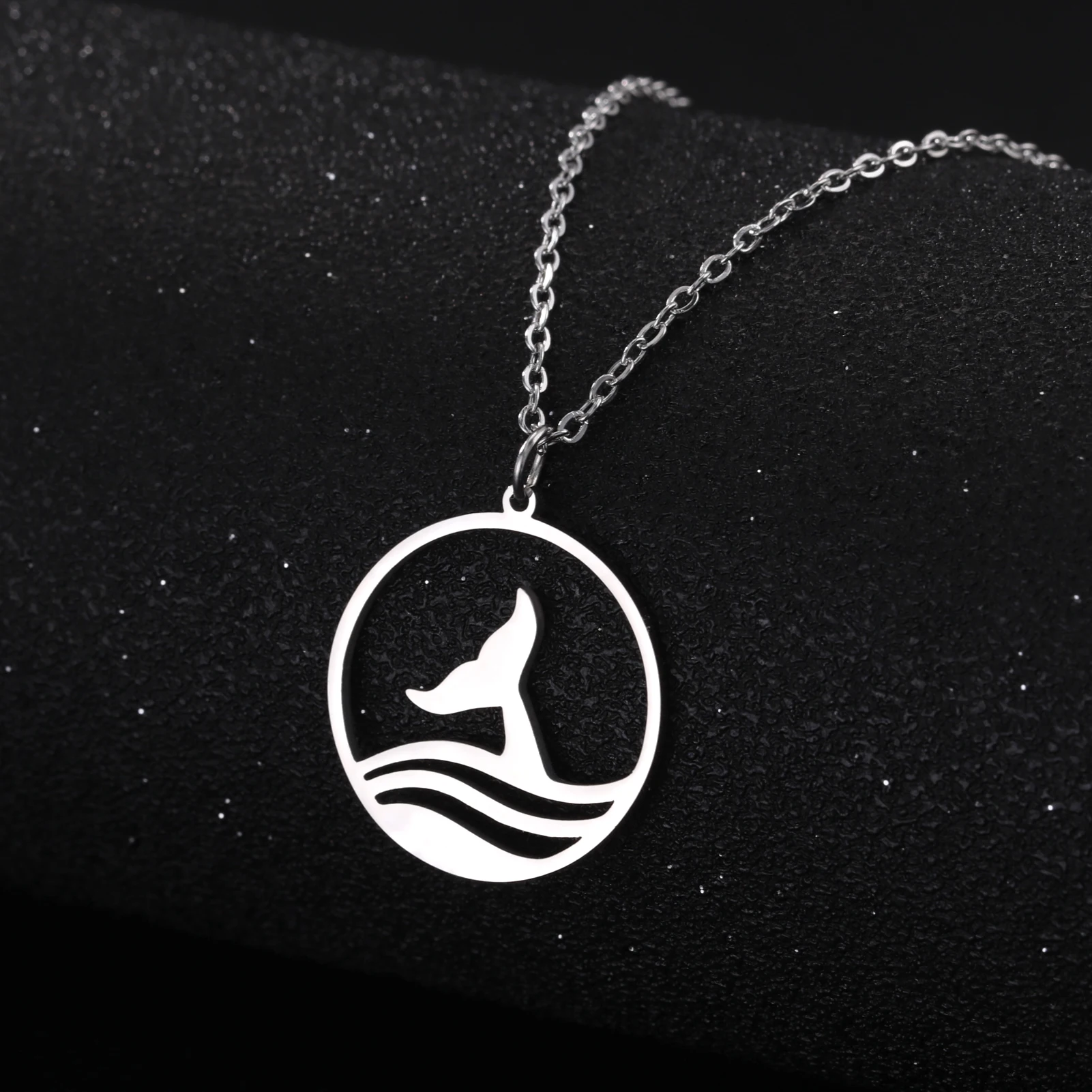 COOLTIME Sea Wave Necklace for Man Women Ocean Beach Surfer Charms Collar Stainless Steel Pendant Necklaces Jewelry Gift