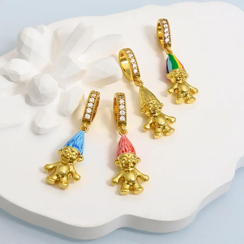 Elf Charms 18 Karat vergoldet Messing Zirkon bunte Emaille lange Haare Fee Halskette Anhänger für