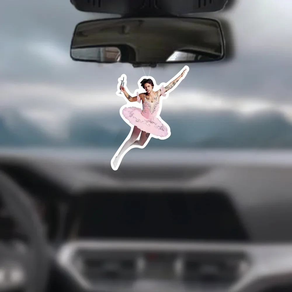 Désodorisant de voiture, accessoires de rétroviseur, parfum de voiture, pendentif de parfum, homme en robe, décor drôle, diffuseur