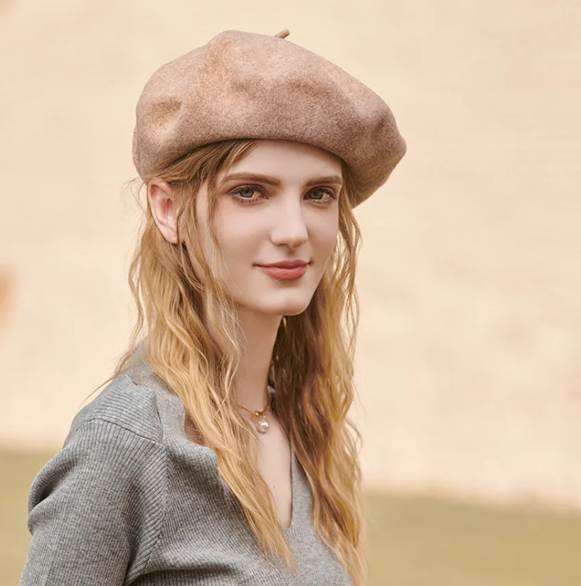 YLWHJJ New French beret women display picture 3