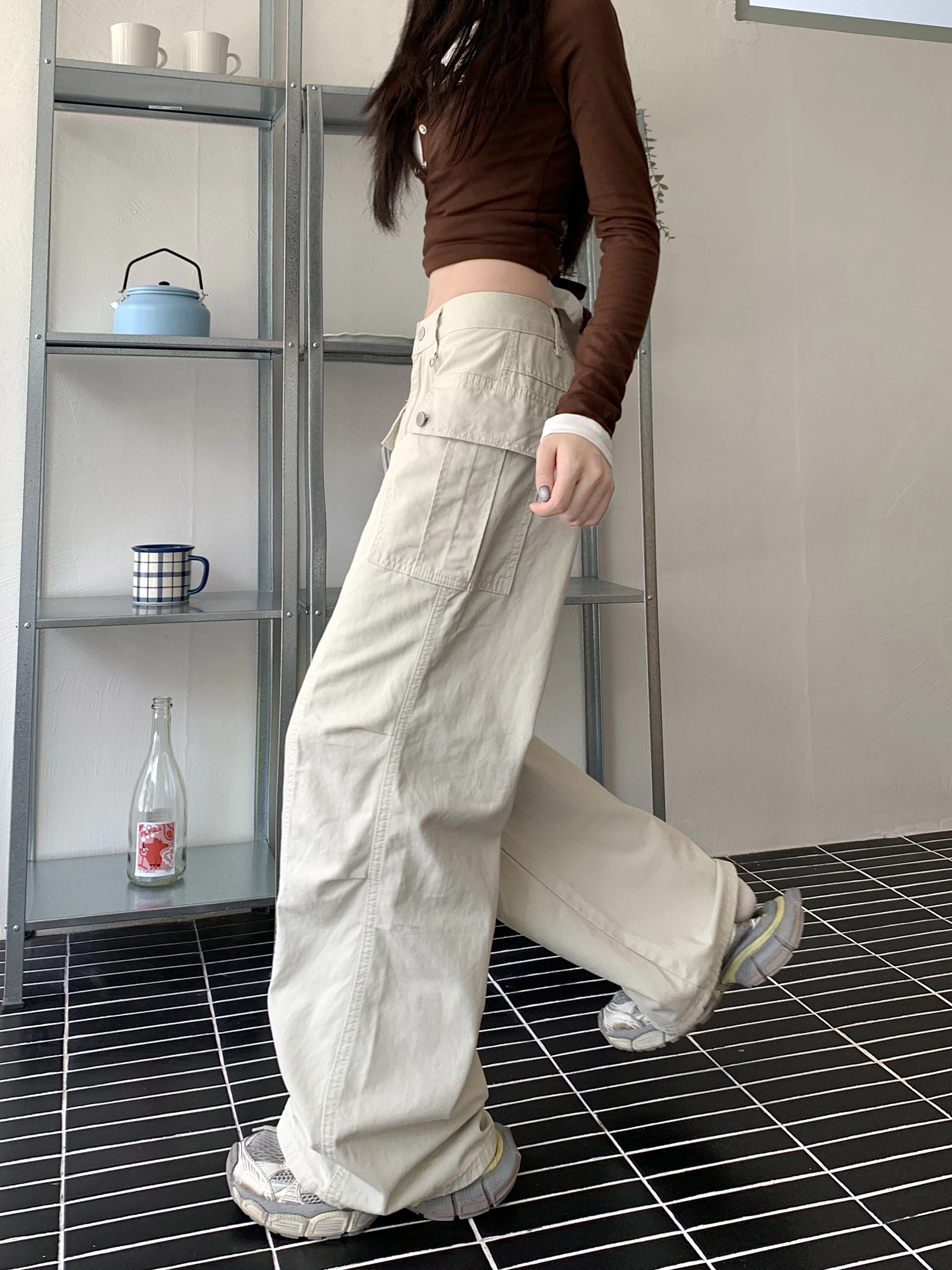 Pantalones multibolsillos con botones de color albaricoque para mujer, moda coreana Harajuku, pantalones de trabajo de calle alta, pantalones rectos sueltos de cintura alta de los años 90