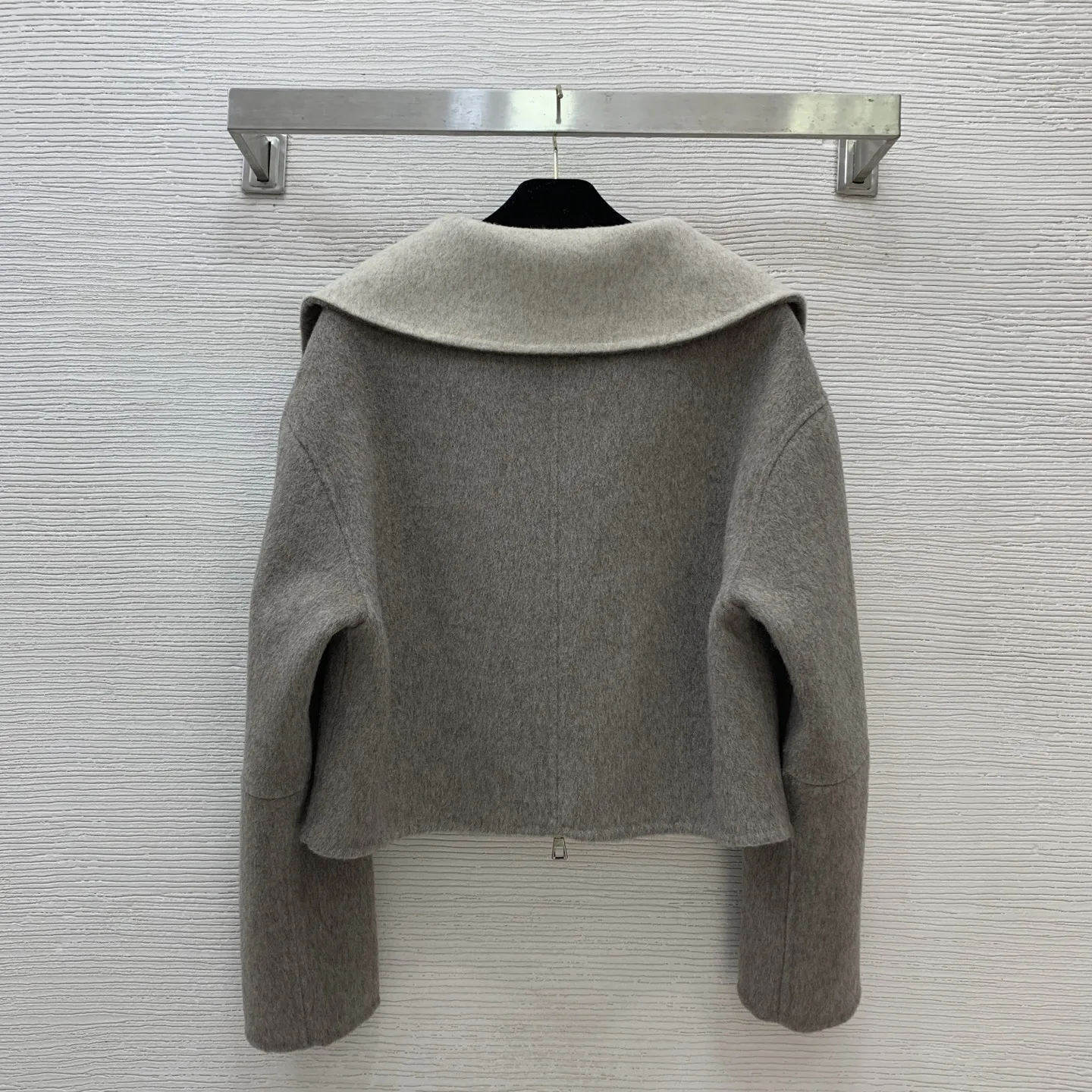 

Women's new workwear style flip cover double pocket large lapel zipper placket double-sided woolen short jacket