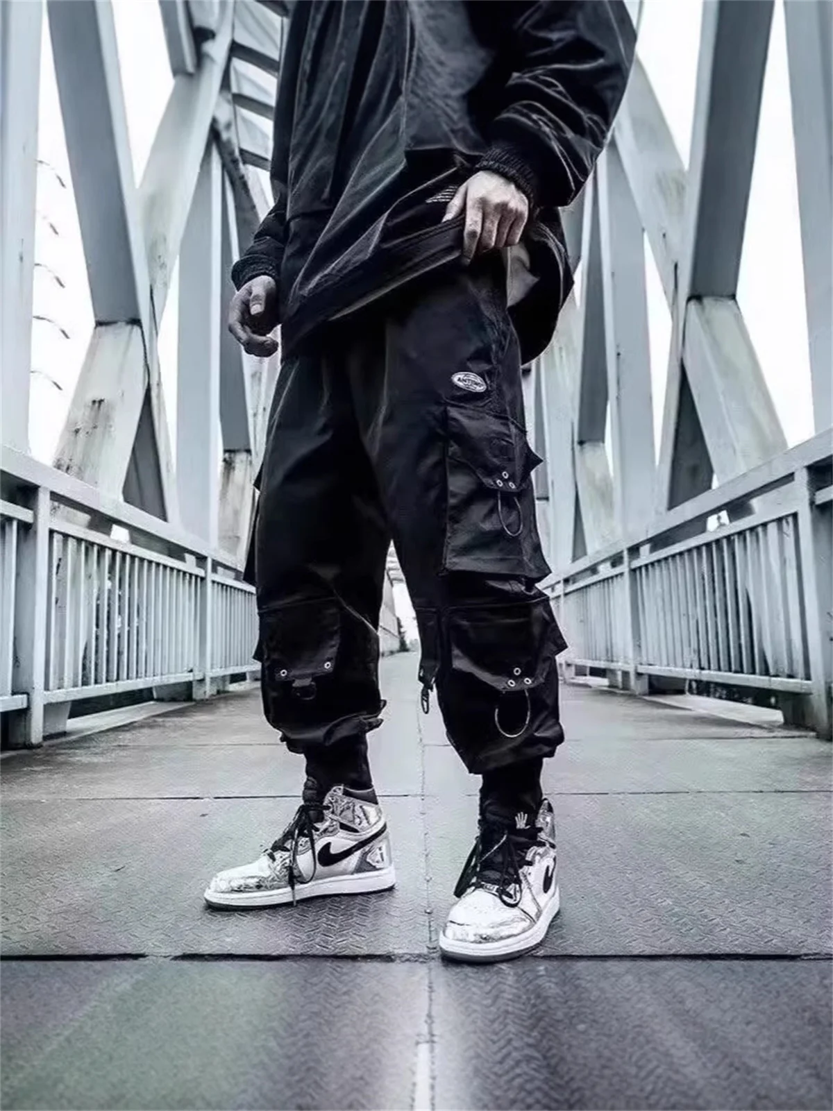 Funktionale Cargohose mit großen Taschen für Herren, Harajuku, lockerer Hip-Hop-Stil, trendige, elastische, knöchellange Freizeithose, moderne Streetwear – Detail 10