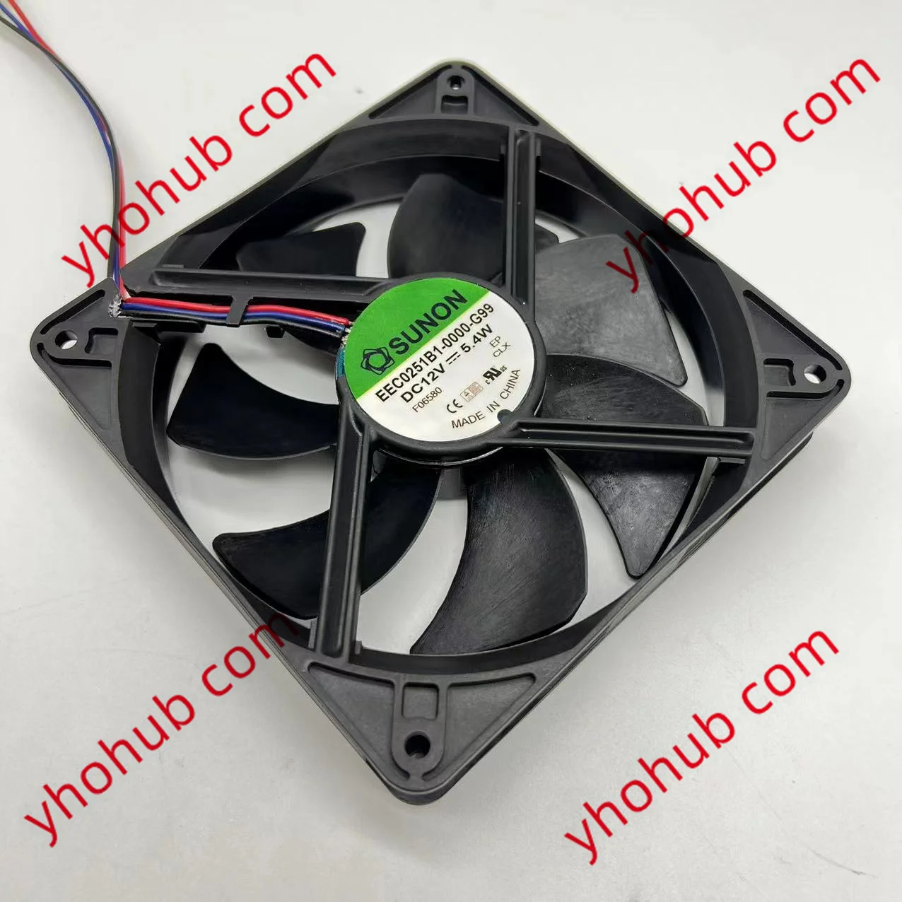 SUNON EEC0251B1-0000-G99 DC 12V 5.4W 120x120x25mm 3-Wire Server Cooling Fan