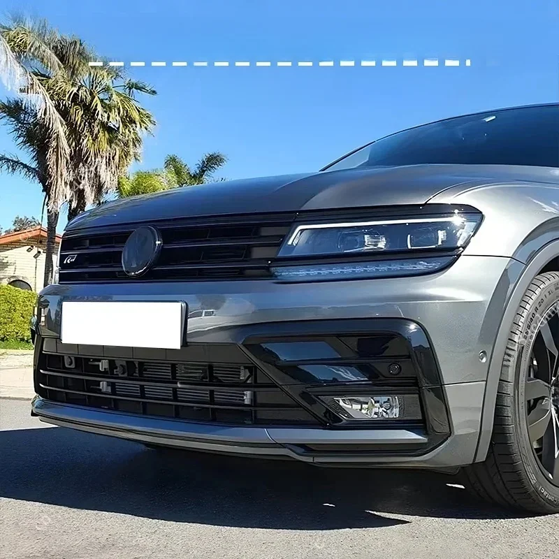 Glänzend schwarze Frontstoßstange Mesh Grille Streifen Nebelscheinwerfer Zierleiste Scheinwerfer Augenbrauen für Volkswagen Tiguan MK2 Rline 2017–2021