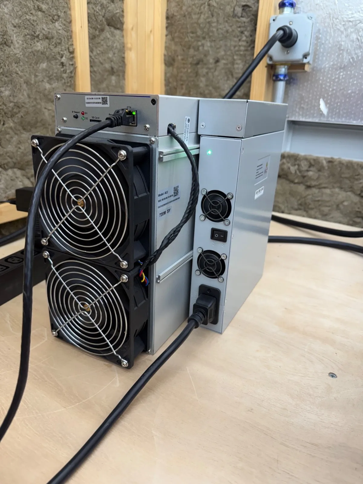 GOOD PRICE _ BUY 5 GET 3 FREE _ ICERIVER AE2 ALEO Miner 720MH/s zkSNARK ASIC 1300W Crypto Mining Machine 100-240V PSU Included