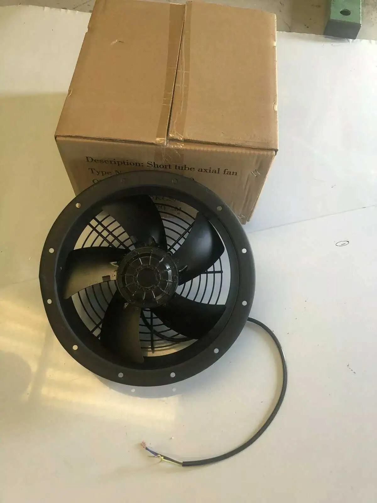 

Совершенно новый A4D350-AA32-27, гарантия один год.