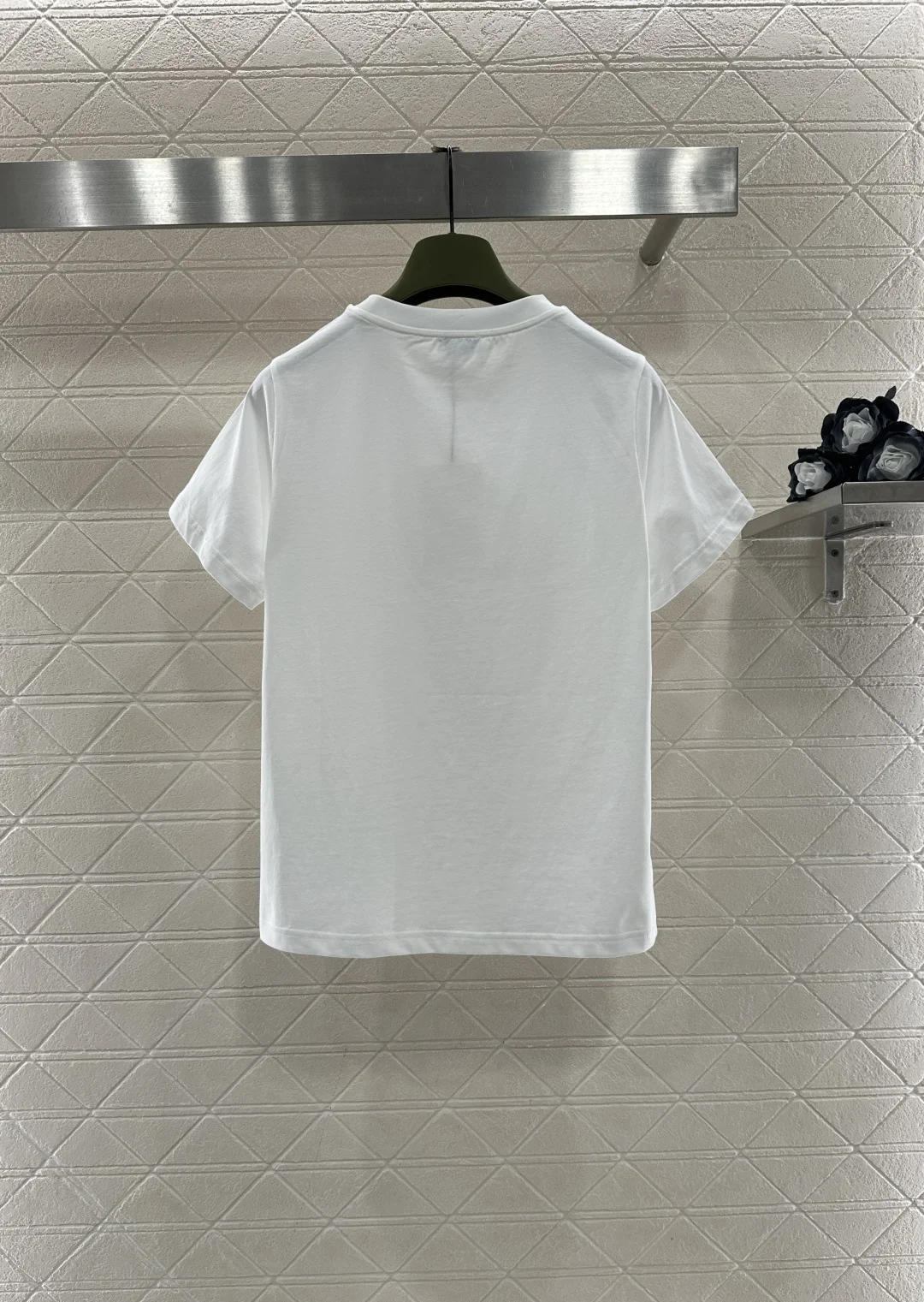 

26 Early Spring New Women's Fashion Round Neck Short Sleeve T-shirt Loose Large Women's Top