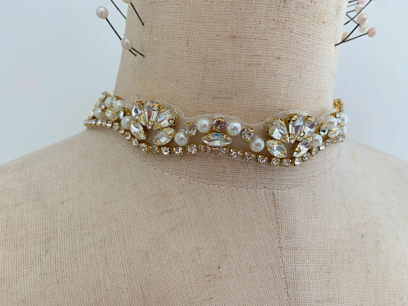 Sparkle Gold Rhinestone Trim B - Flower Supplies recension och pris