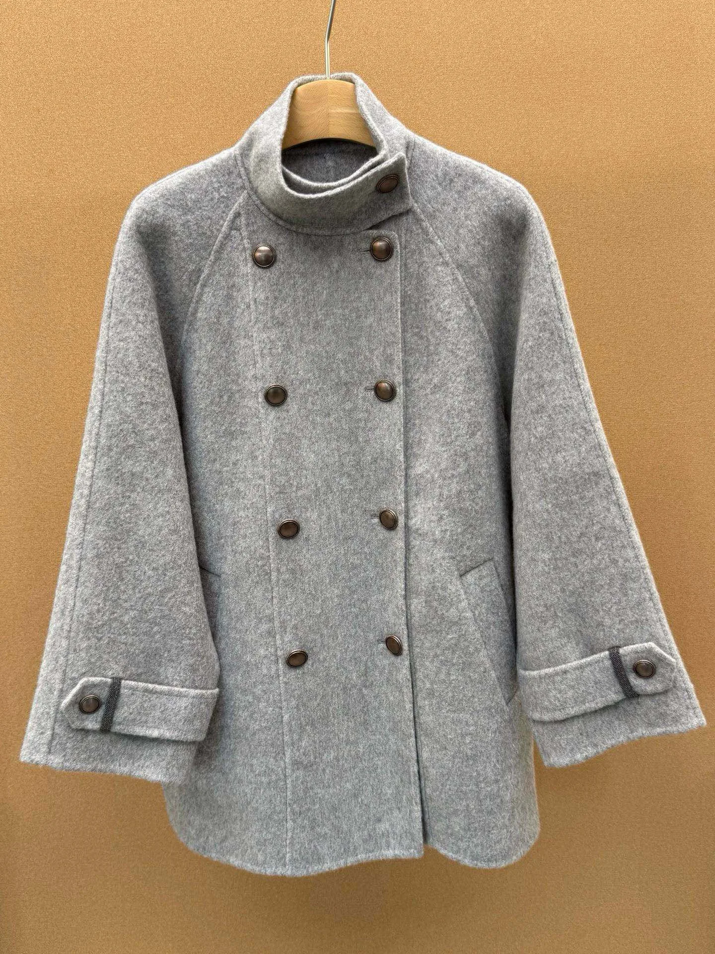 

Elegant casual women's double breasted wool-cashmere jacket