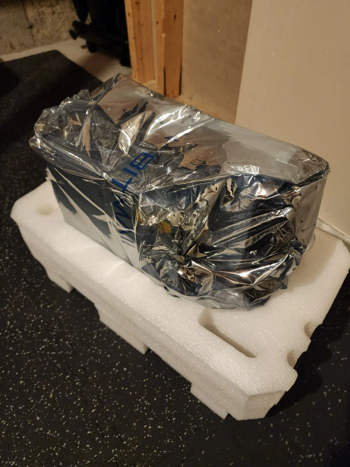 PURE Original Bitmain Antminer E11 9.5GH/s ETC Cryptocurrency Mining Machine
