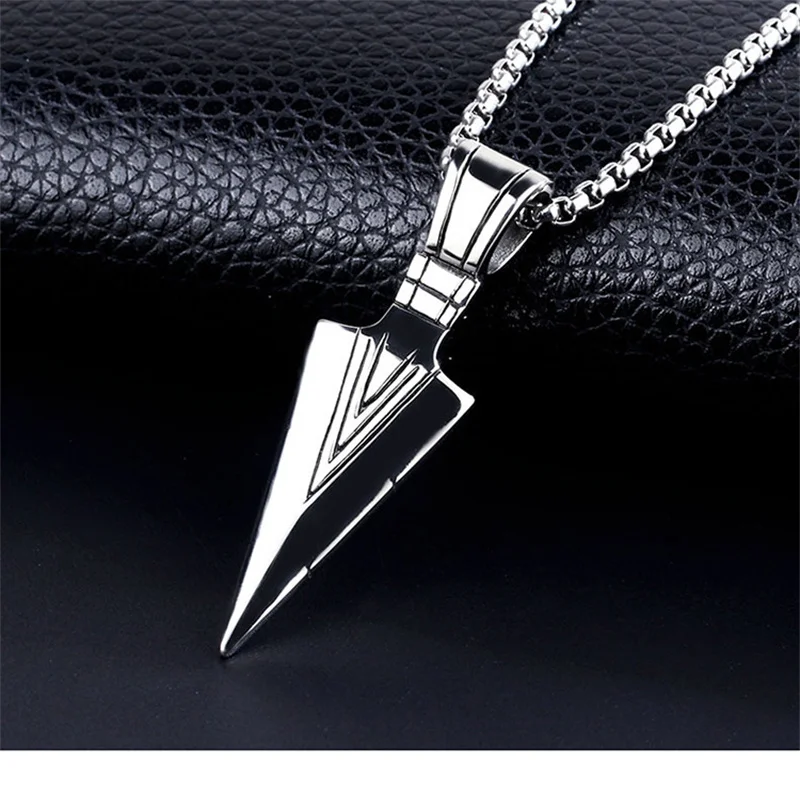 Wu\'s 2022 New Jewelry Pharaoh\'s Spear Arrow Titanium Steel Necklace Male Domineering Collarbone Chain Pendant Sweater Chain