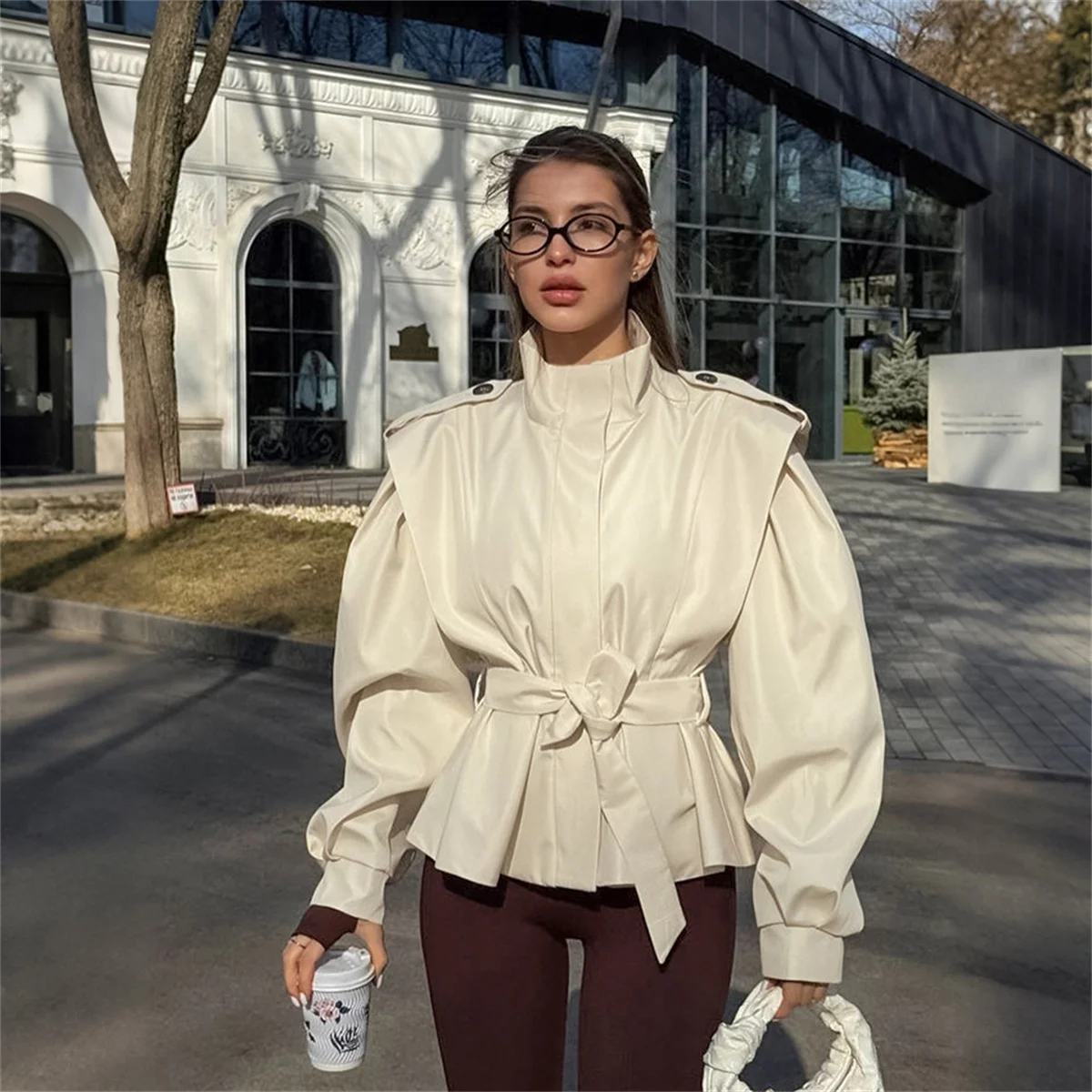 

Укороченный плащ с широким плечом и абрикосовым поясом, женский плиссированный ветровка на молнии с длинными рукавами и пуговицами, женская осенняя уличная одежда