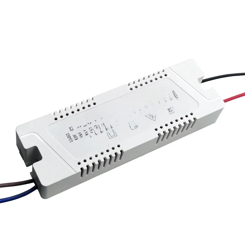 Alimentation LED, pilote de commutateur de transformateur DC 12V, adaptateur sélectionnable 1A/2A/3A/5A pour CCTV, Options AC110V-220V 6W à 60W