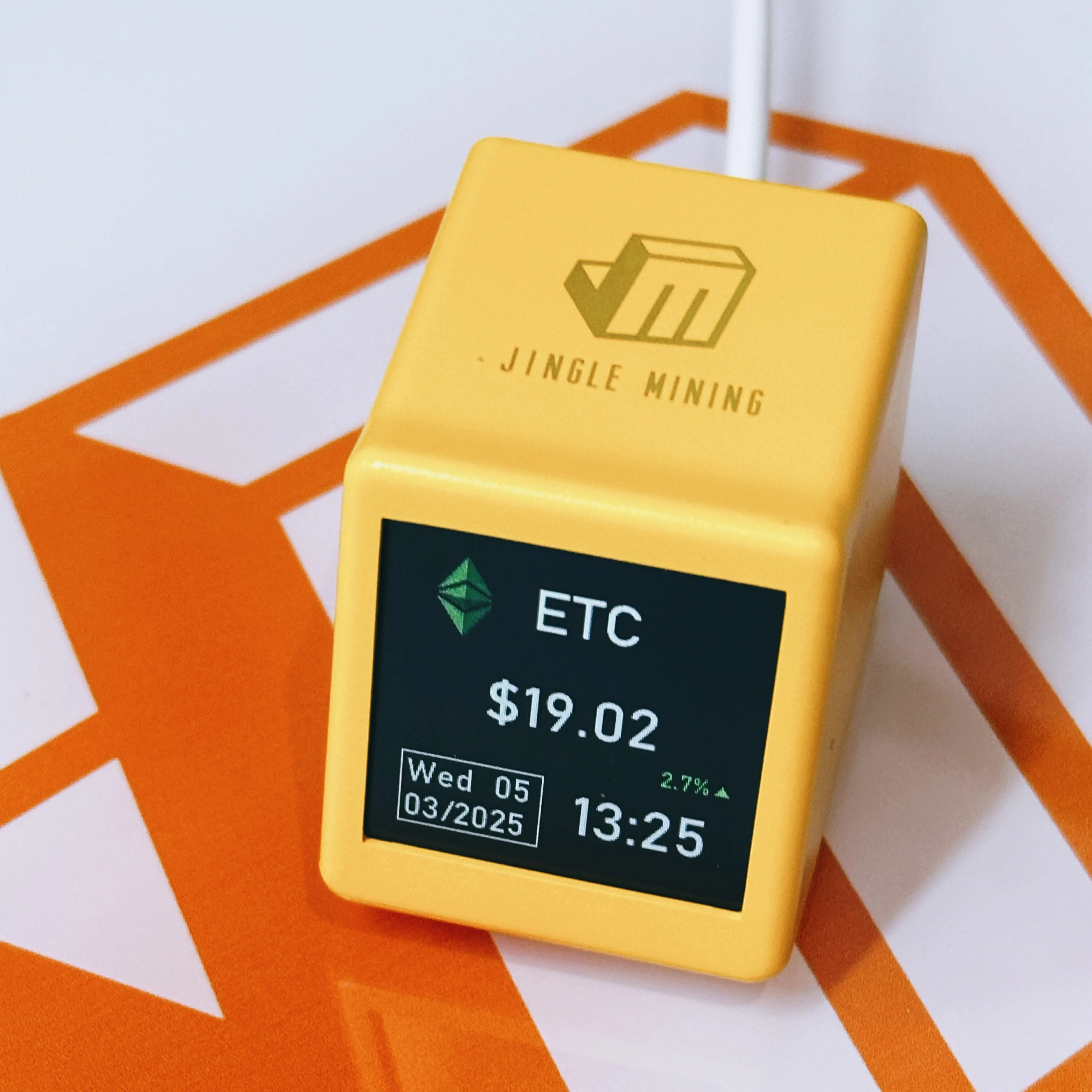 Jingle Mining Alarm Clock Weather Temperature Humidity Time BTC ETH DOGE Portable Desk Clock Home Decorations In Stock