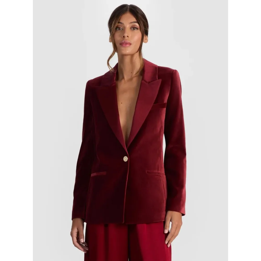 

Women’s Purple Velvet Blazer Pants Set | Double-Breasted Design with Wide-Leg Trousers, Perfect for Cocktail & Business Wear