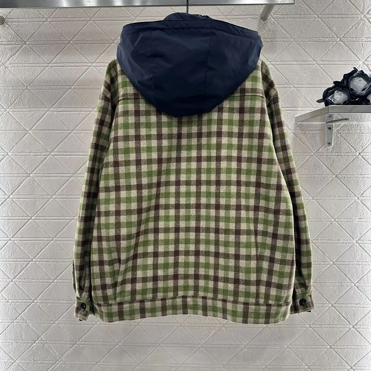 

2025 New Products on the Shelf Zipper Detachable Hooded Plaid Drawstring Jacket Coat Worsted Wool Material