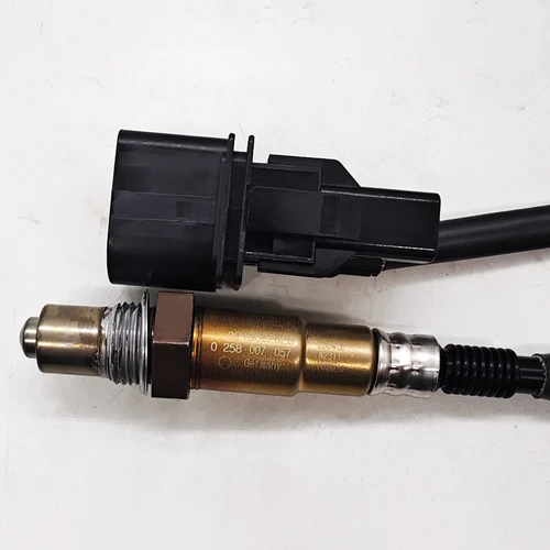 Imagen 2 del producto LSU4.2 0258007057   17014 0258007351   1K 0998262 Sensor de O2 de banda ancha D de 5 cables AFR para Audi VW Jetta Audii 1.8L-L4 234-5117 0258007090