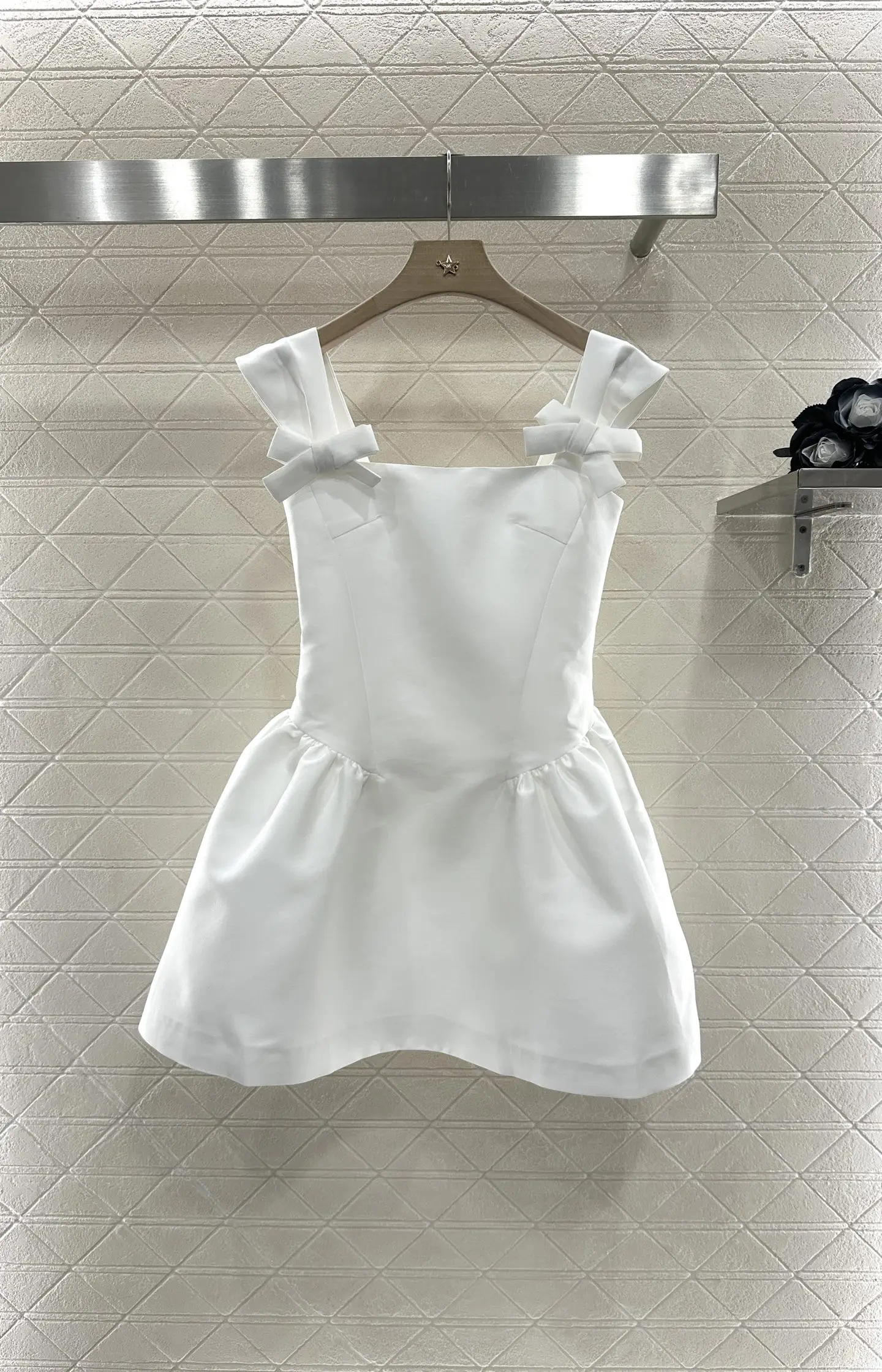 

2025 Spring/Summer New Strap Bow Slash Neck Dress 241