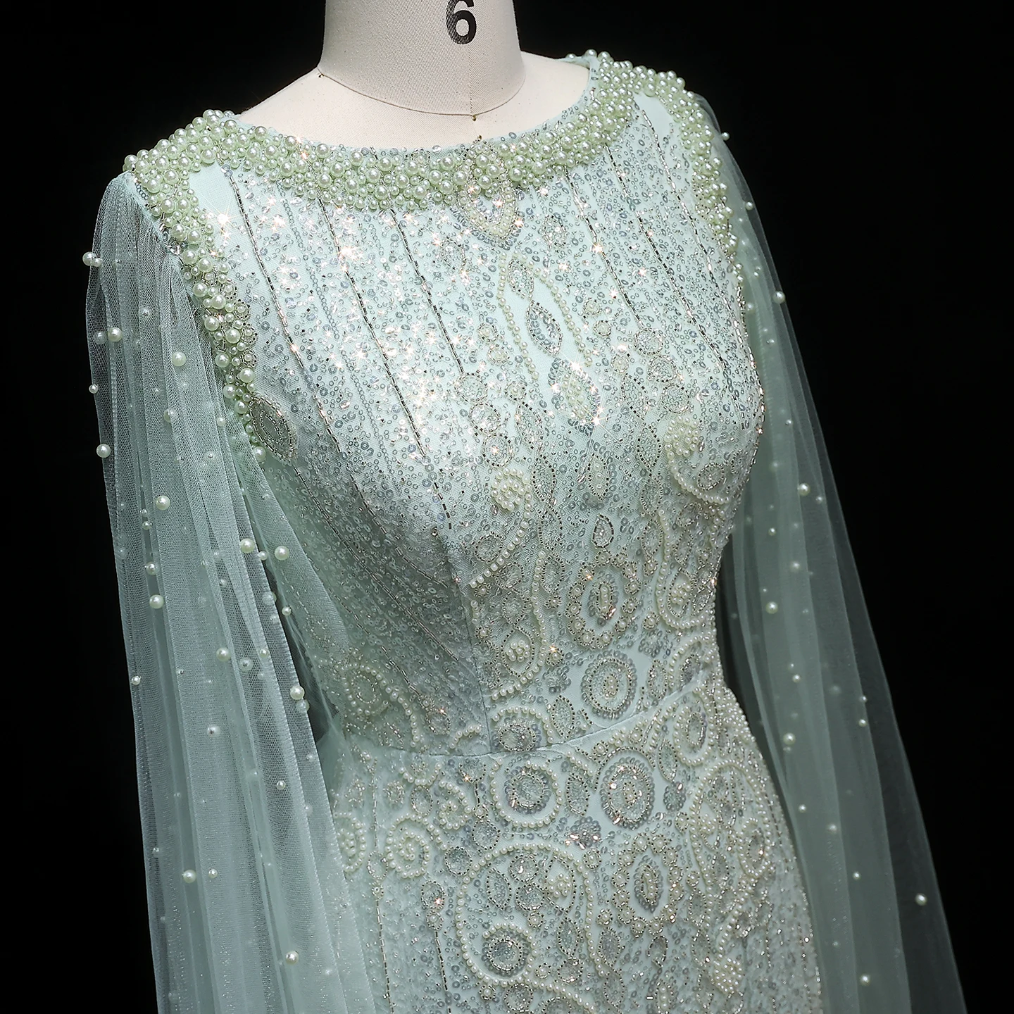 Sharon Said Luxuriöses Champagner-Abendkleid mit Cape-Ärmeln, Pailletten und Perlen, für formelle Anlässe und Partys, SS668, maßgeschneidert – Detail 22