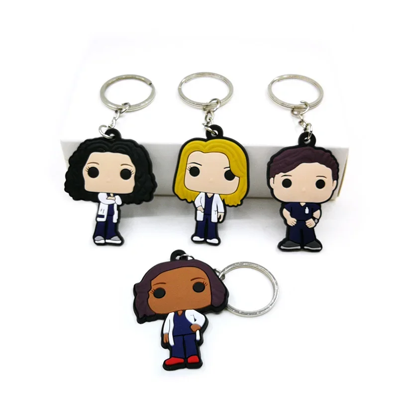 Porte-clés en caoutchouc PVC, 1 pièce, figurine classique de dessin animé, moule en forme de médecin, petit Mini porte-clé, accessoires, breloques adaptées aux bibelots cadeaux pour enfants