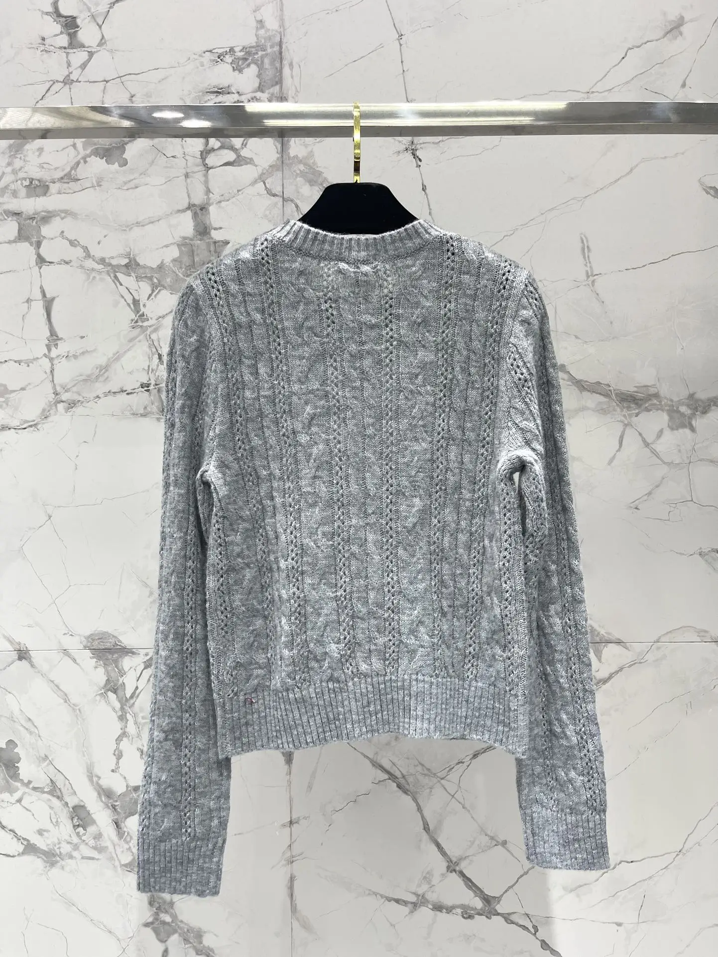 

Early Autumn New Round Neck Pattern Design Full of Stretch Fashionable Simple Pullover Sweater