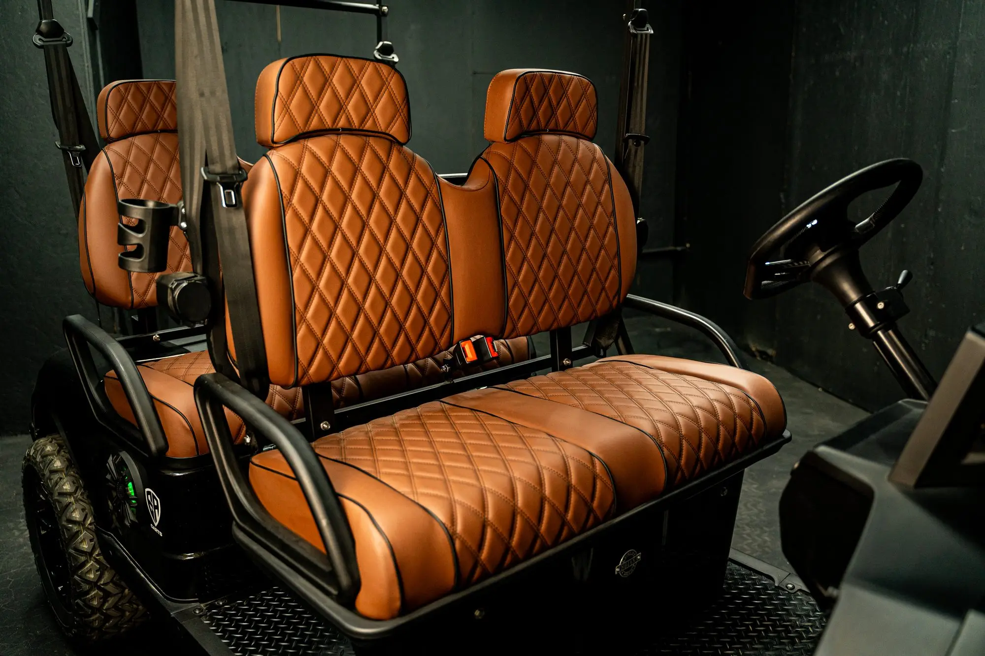 High Quality New 2026 6-Seat Lithium LSV EA6R and 72V lithium electric golf cart