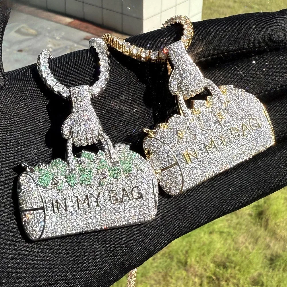 

Zircon-Encrusted Handbag Pendant Necklace for Women, luxurious and Fashionable Instagram Collection.