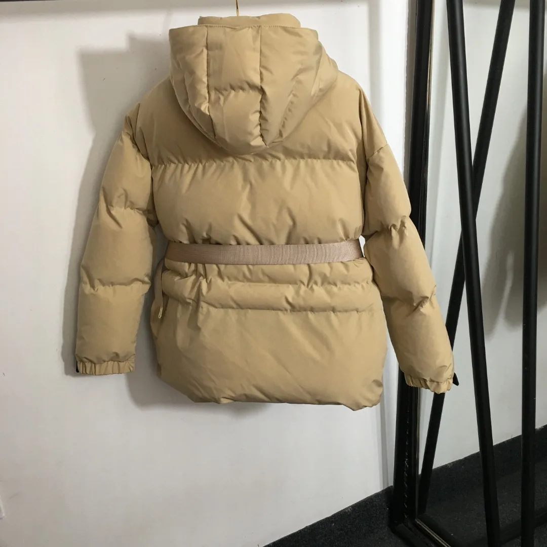 

High quality autumn and winter women's safety buckle belt long sleeved hooded cotton jacket SU54