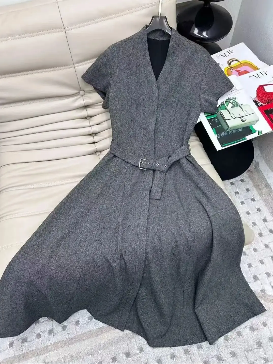 

Elegant retro-style cotton waist flattering dress with belt