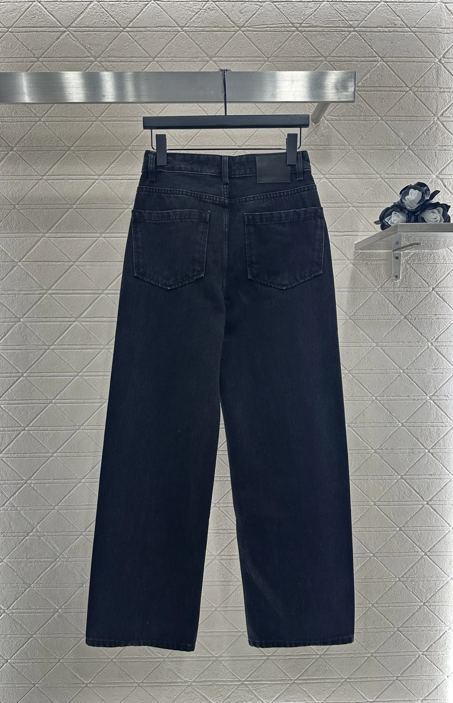 

2025 Women's Twill Denim Pants Vintage Washed Button Fly Straight Leg Comfort Fit High Waisted Casual Trousers