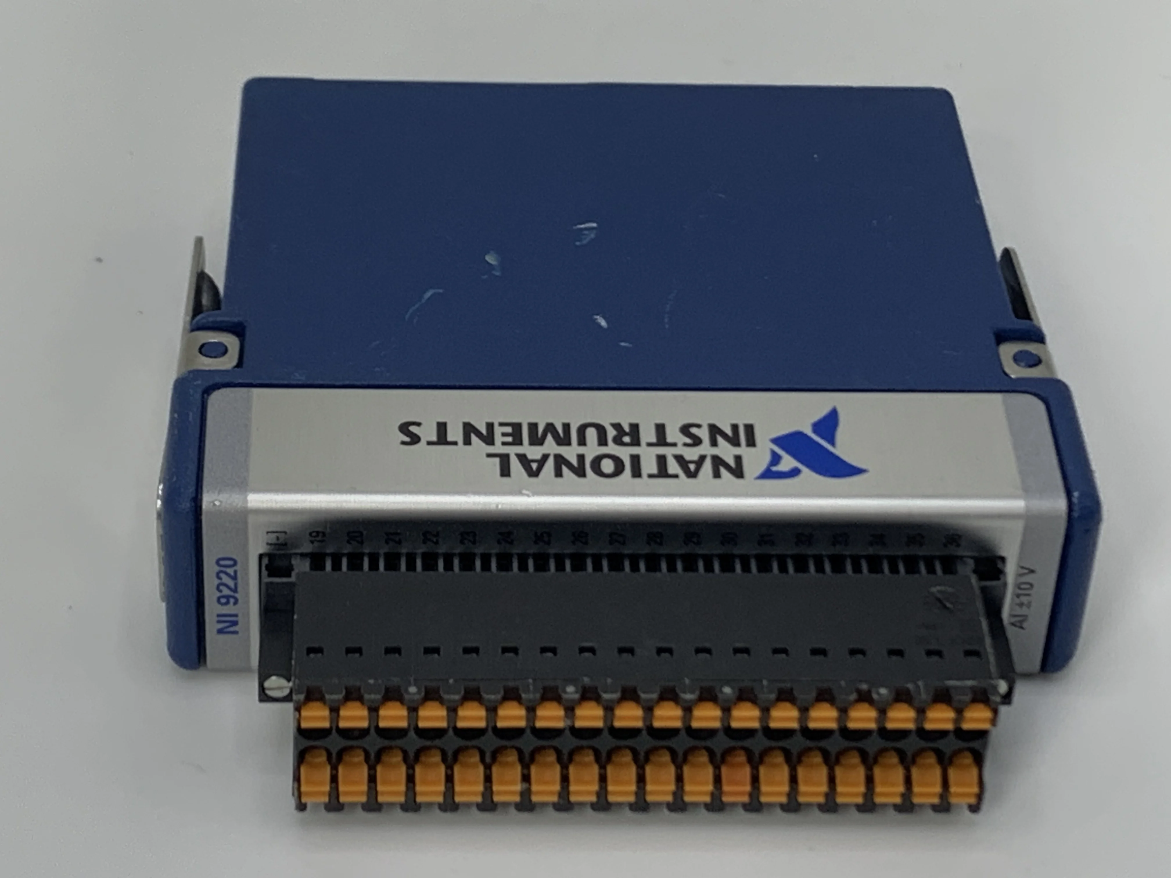 National Instruments C-Series NI 9220 DSUB Voltage Input Module 16-Bit