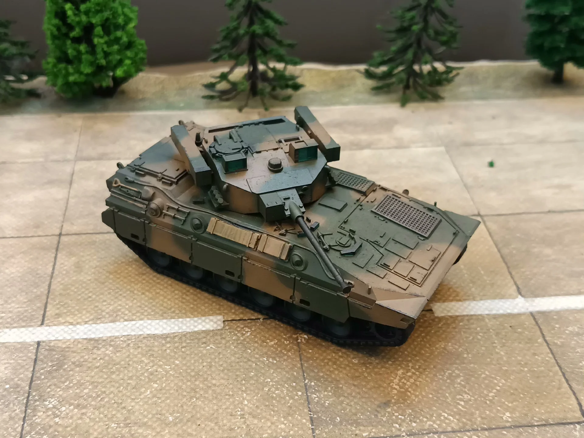 1/72 Type 89 Infantry Fighting Vehicle , hand-painted finished model decorative ornament(Ships in 5-6 days)