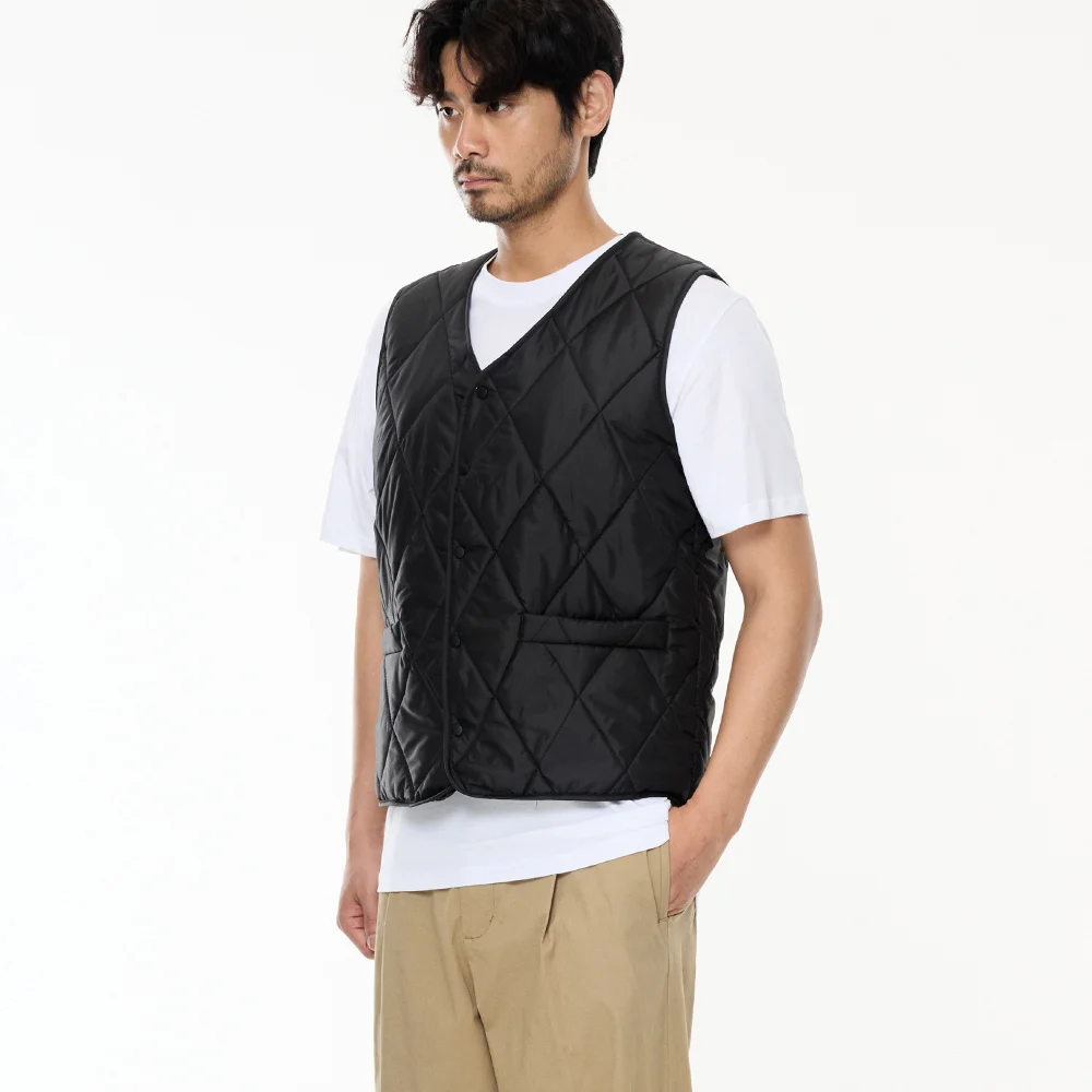 Dipper Men Casual Qualting V Neck lightweight padded vest