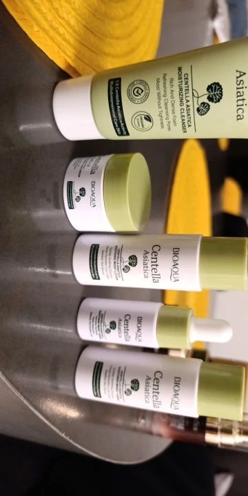 5pcs/set BIOAQUA Centella Asiatica Skin Care Sets Moisturizing Facial Cleanser Face Cream Serum Anti-Aging Facial Skin Care Kit photo review