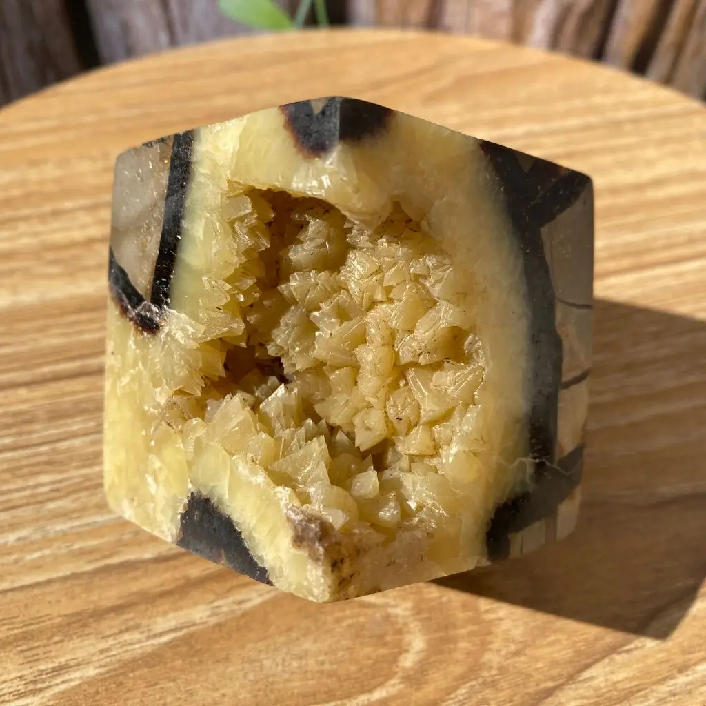 

Перегородка Друзы Куб Натуральный Драгоценный Камень Исцеляющий Кристалл Ручной Работы Уникальный Камень Друзы Декоративный Дисплей Рейки Энергия 1 Шт.