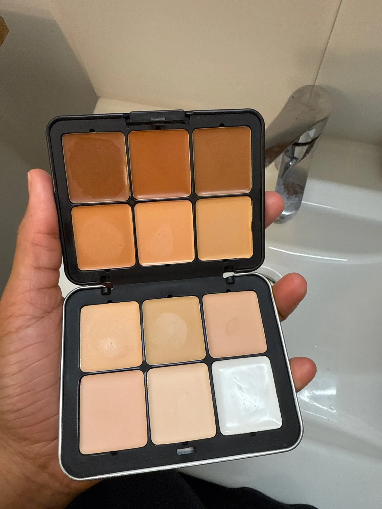 12 Color Concealer Palette Matte Phosphor Outline Makeup Palette Cream Foundation Make-up Makeup Face Repair photo review
