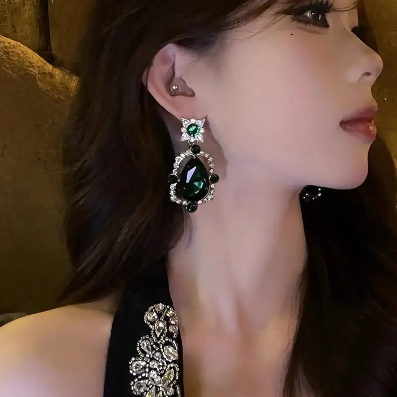 

Luxury Emerald & Diamond-Accent Drop Earrings