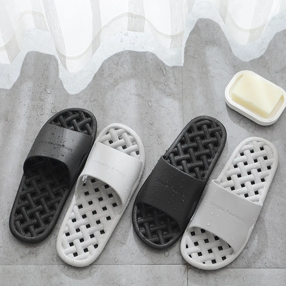 Fluffy bathroom toilet bathroom household slippers, anti-slip flip flops, summer fashion