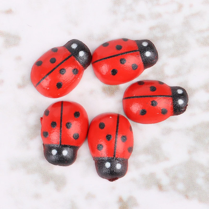 100pcs Per Bag Wooden Ladybird Ladybug Sticker Children Kids Painted Adhesive Back DIY Craft Home Party Sticker Decoration