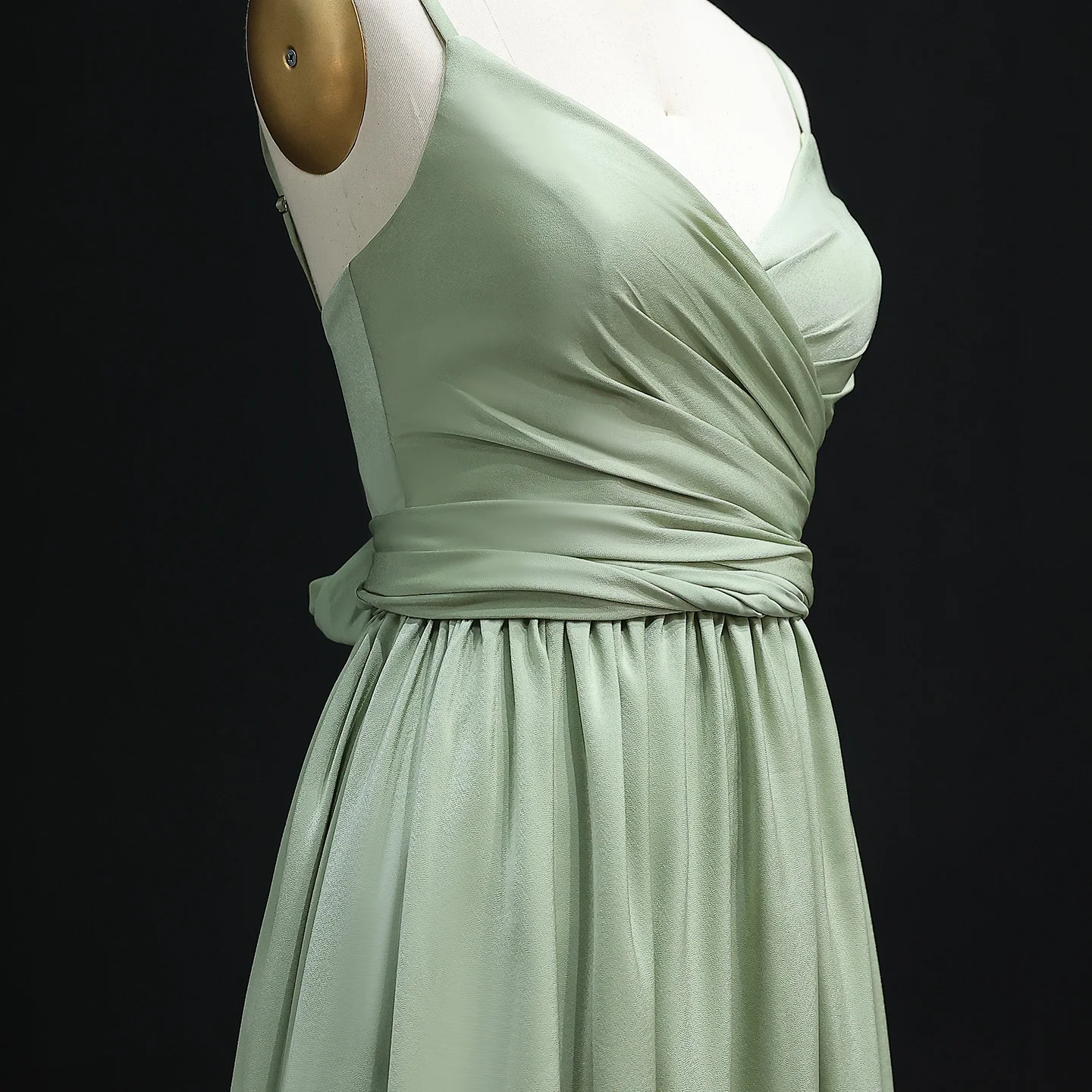 Sharon Said 2025 Elegante verde Sweetheart Spaghetti Strap Abito da damigella d'onore Guaina lunga Abiti da sposa da donna BS006 Personalizzato