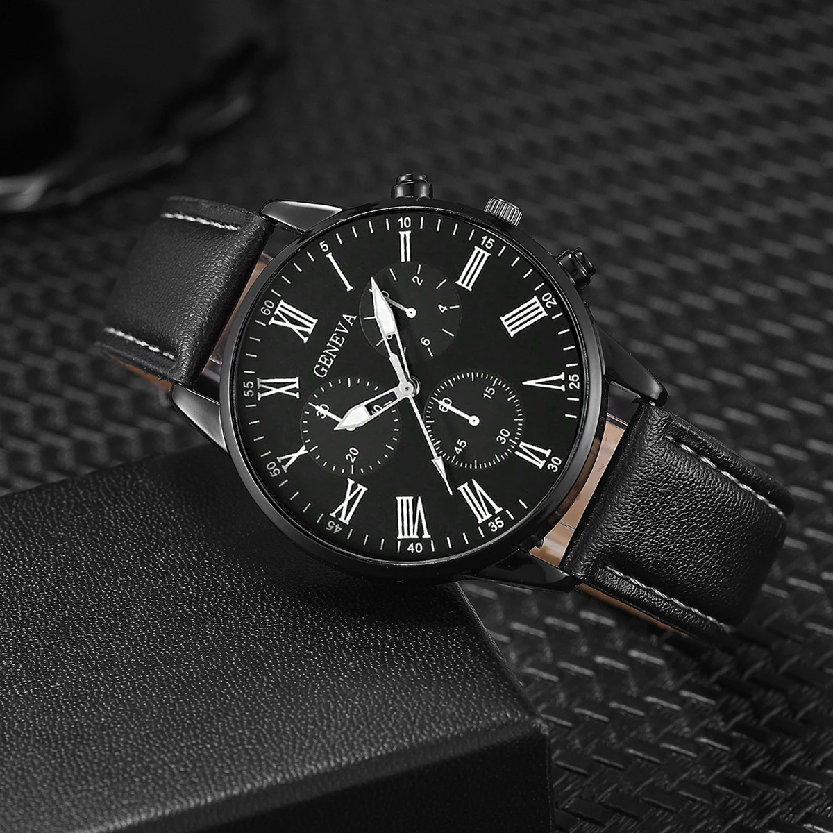 4-Piece Set of New Fashionable Men's Trendy Round Quartz Watches + Pendant Necklace, Ring & Bracelet Jewelry Set, Suitable for Valentine's Day, Easter, Birthday, Christmas Gifts, to Give to Friends, Family, Eid. - view 4