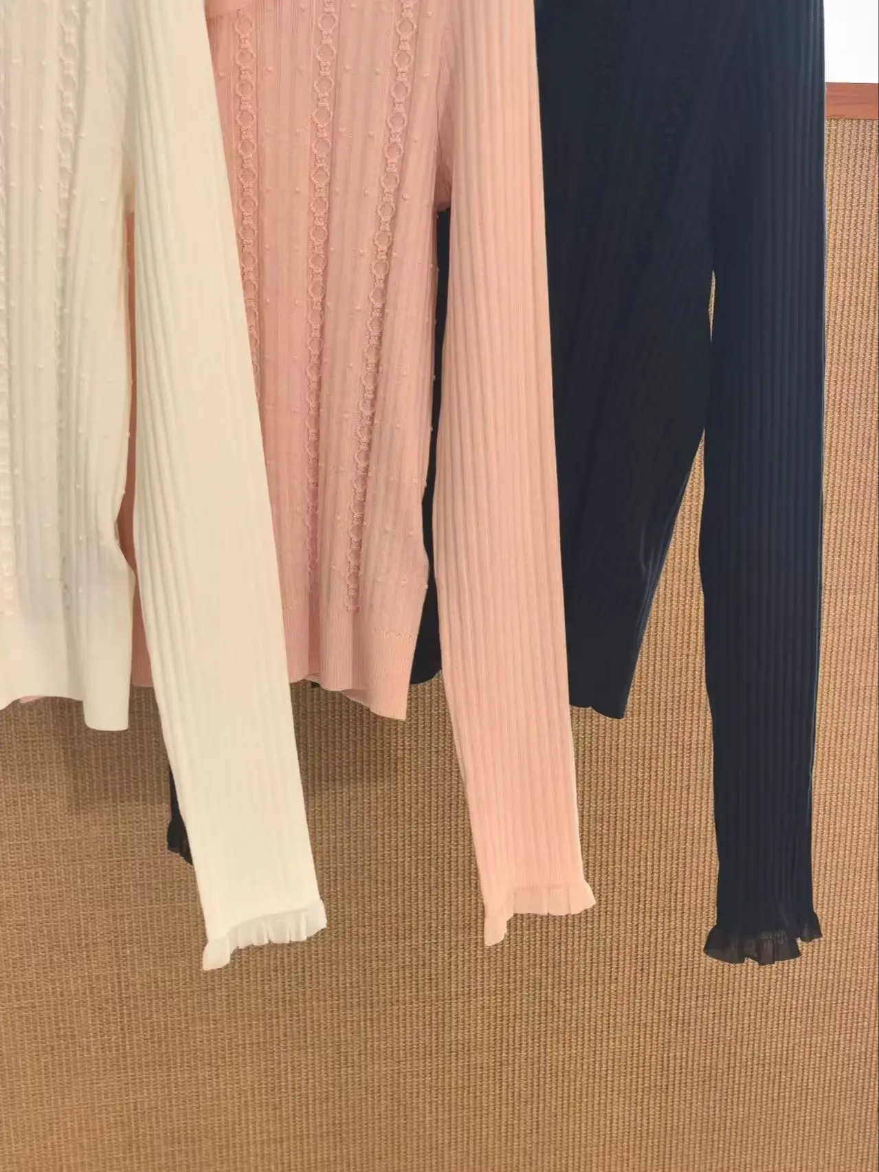 Elegant Solid Color Round Neck Knitted Cardigan