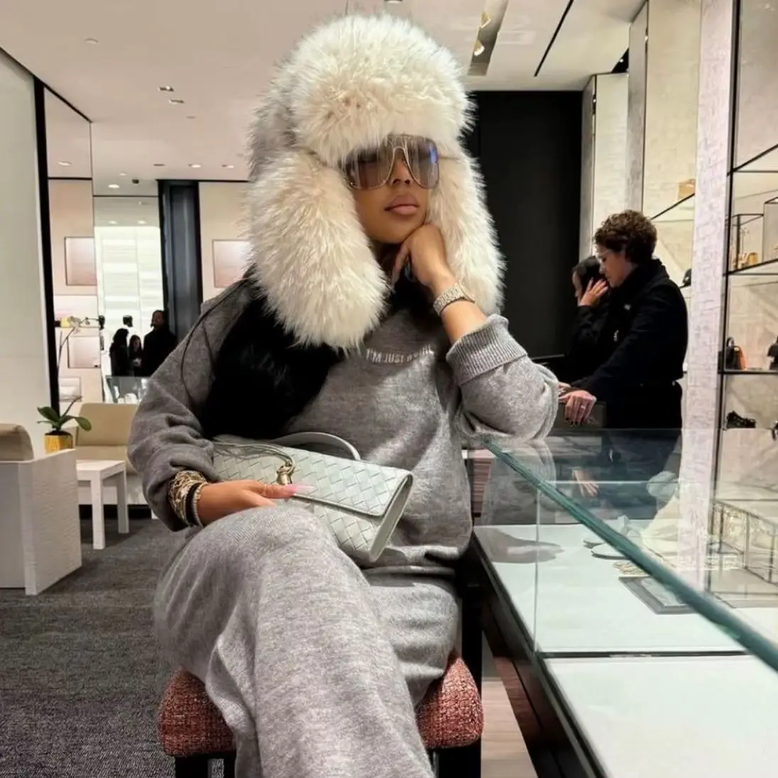 Faux Fox Fur Trapper Hat With Earflaps Thick Fluffy Ushanka Warm Hat Winter Women's Fuzzy Fur Cap Cold Weather Outdoor Headwear