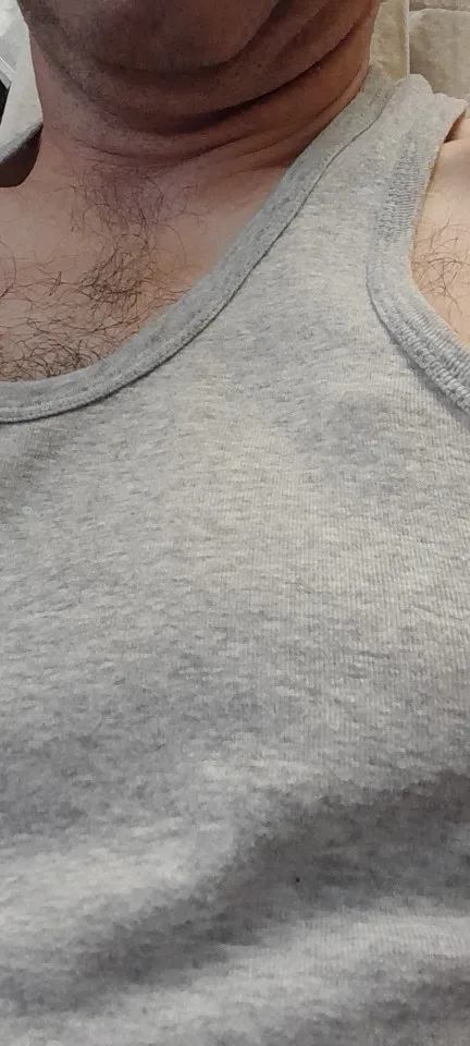 Men's solid color four seasons thin cotton vest casual and comfortable Joker sweatshirt fitness exercise slim vest photo review